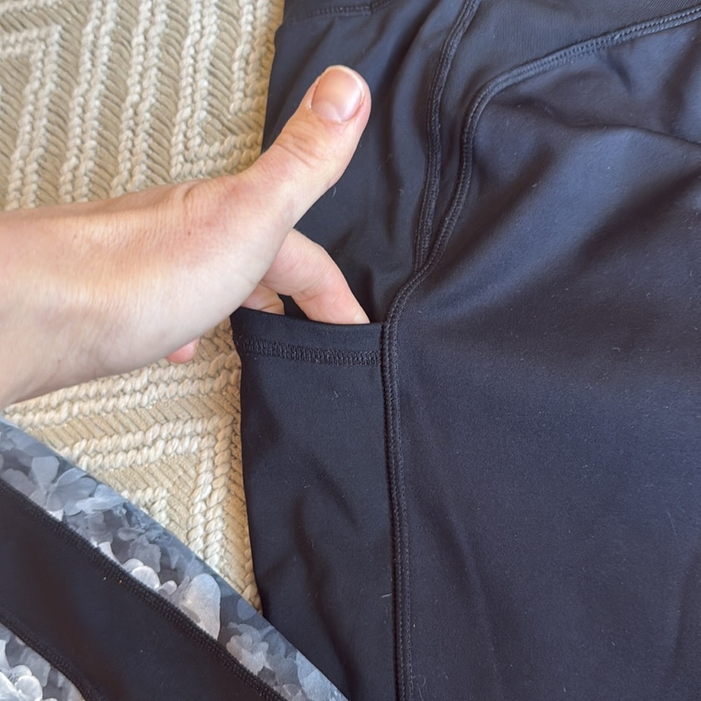 Athleta Black and Gray Floral Pattern Leggings - Picture 4 of 4